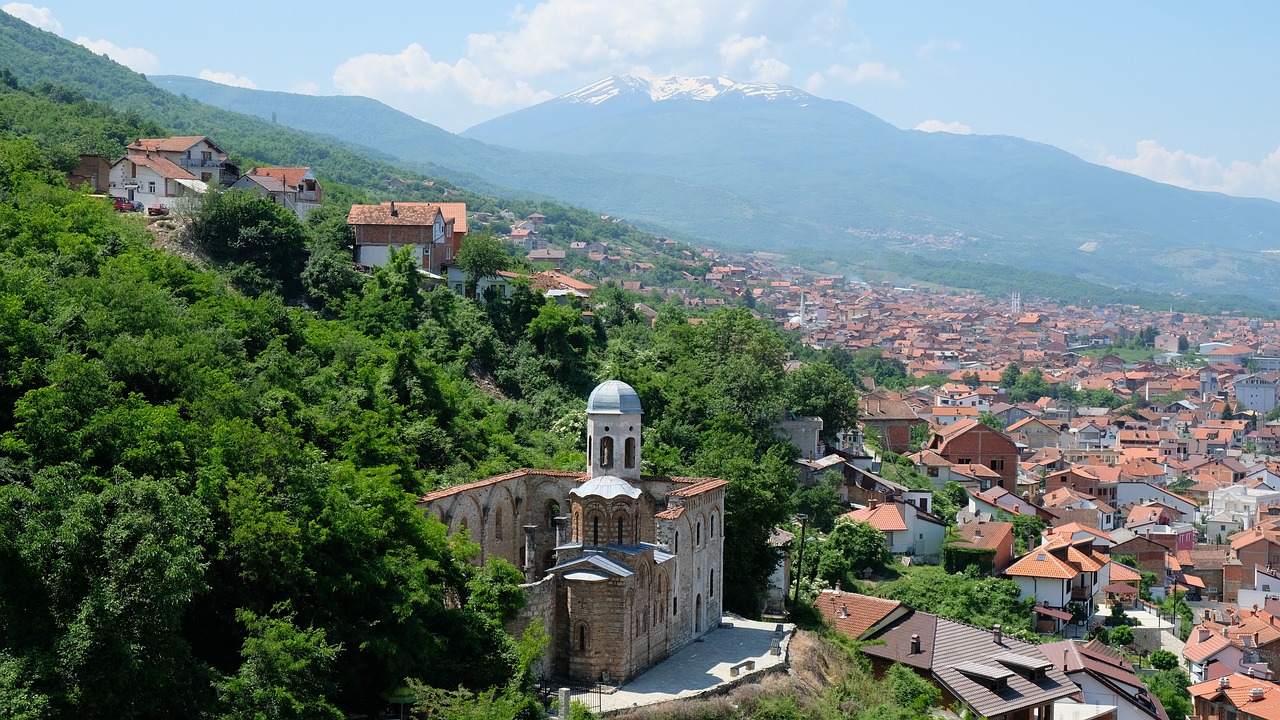 Флагът на Сърбия